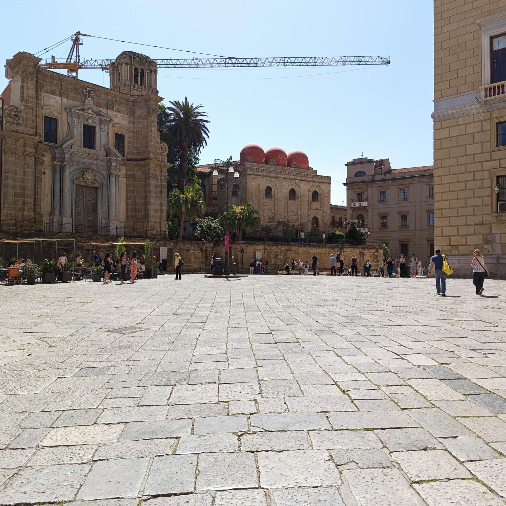 Centro Storico Casa Bellini ***** Appartement Palermo Buitenkant foto