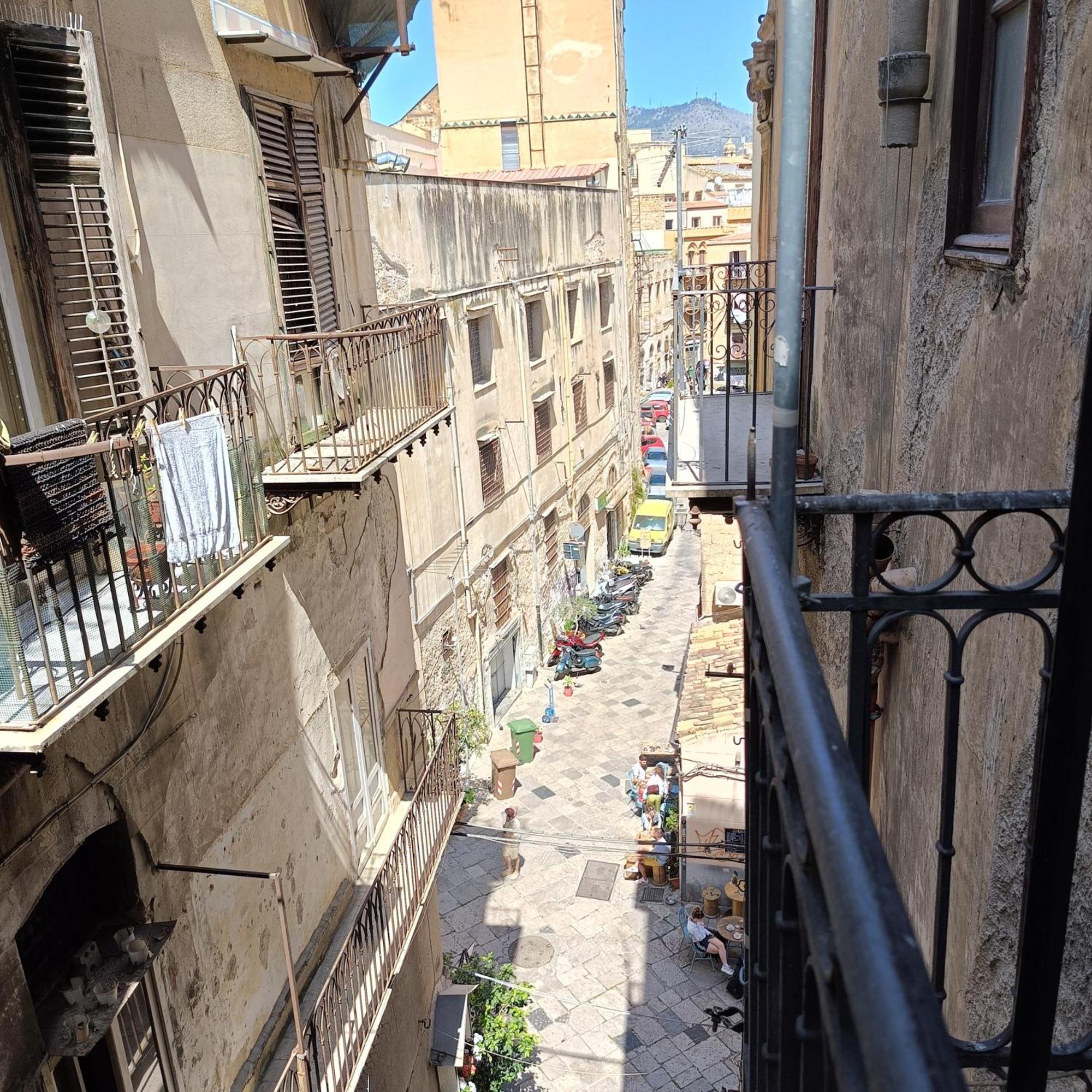 Centro Storico Casa Bellini ***** Appartement Palermo Buitenkant foto