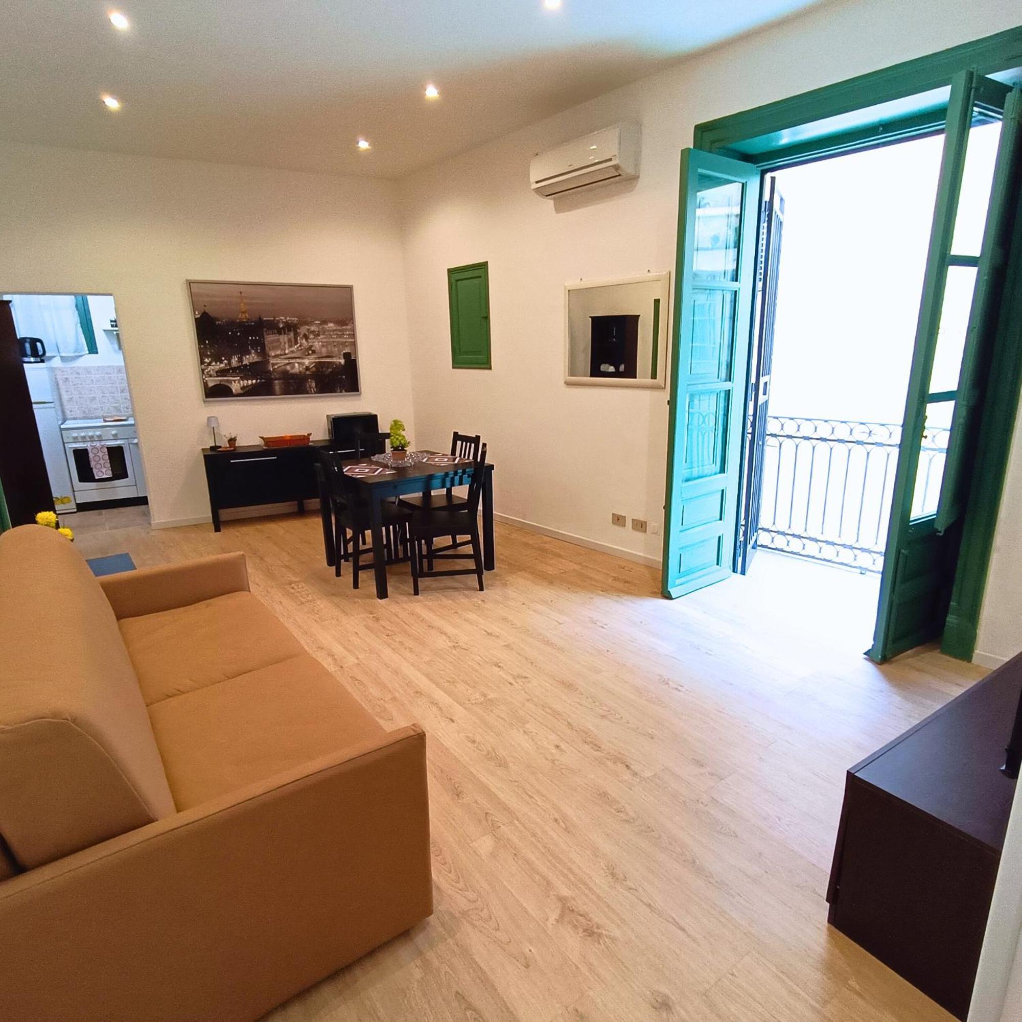 Centro Storico Casa Bellini ***** Appartement Palermo Buitenkant foto